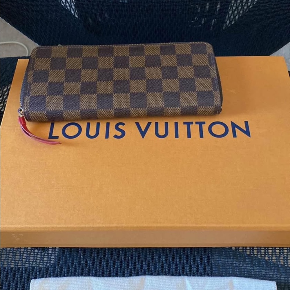 Louis Vuitton Wallet